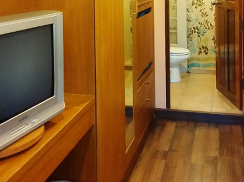 Oyo 437 Hostel Na Nara Банкок Екстериор снимка