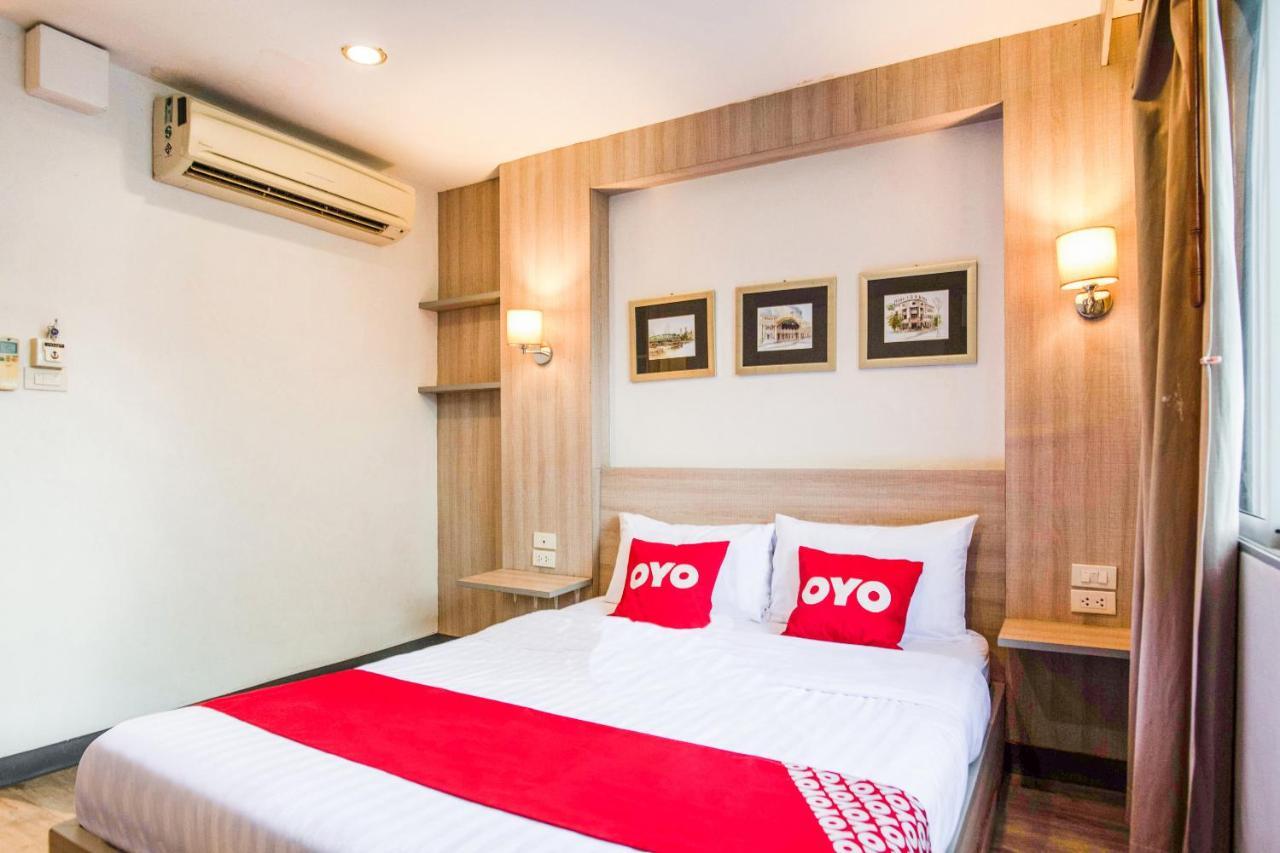 Oyo 437 Hostel Na Nara Банкок Екстериор снимка